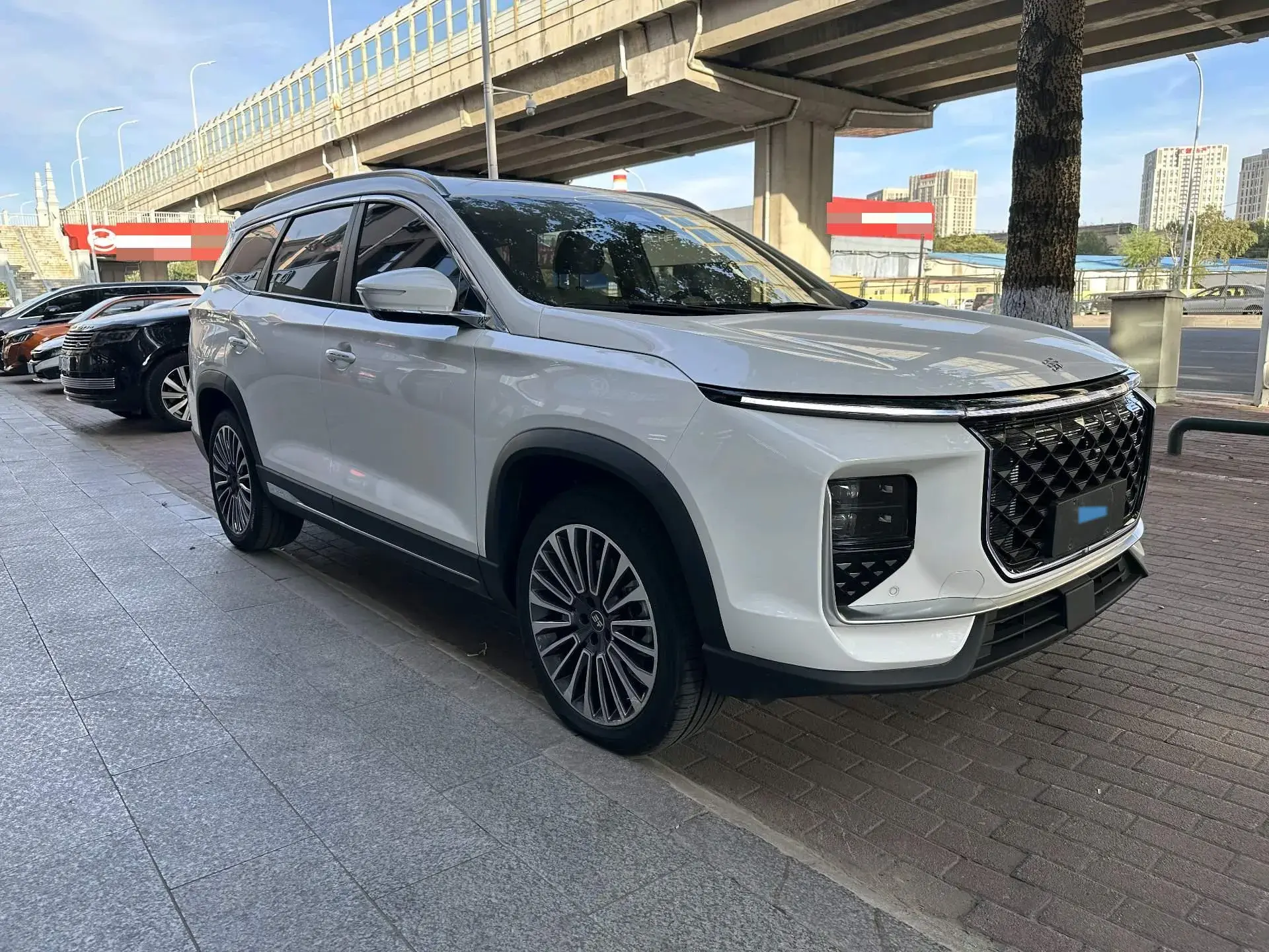 2023 JETOUR X70 thumbnail 3