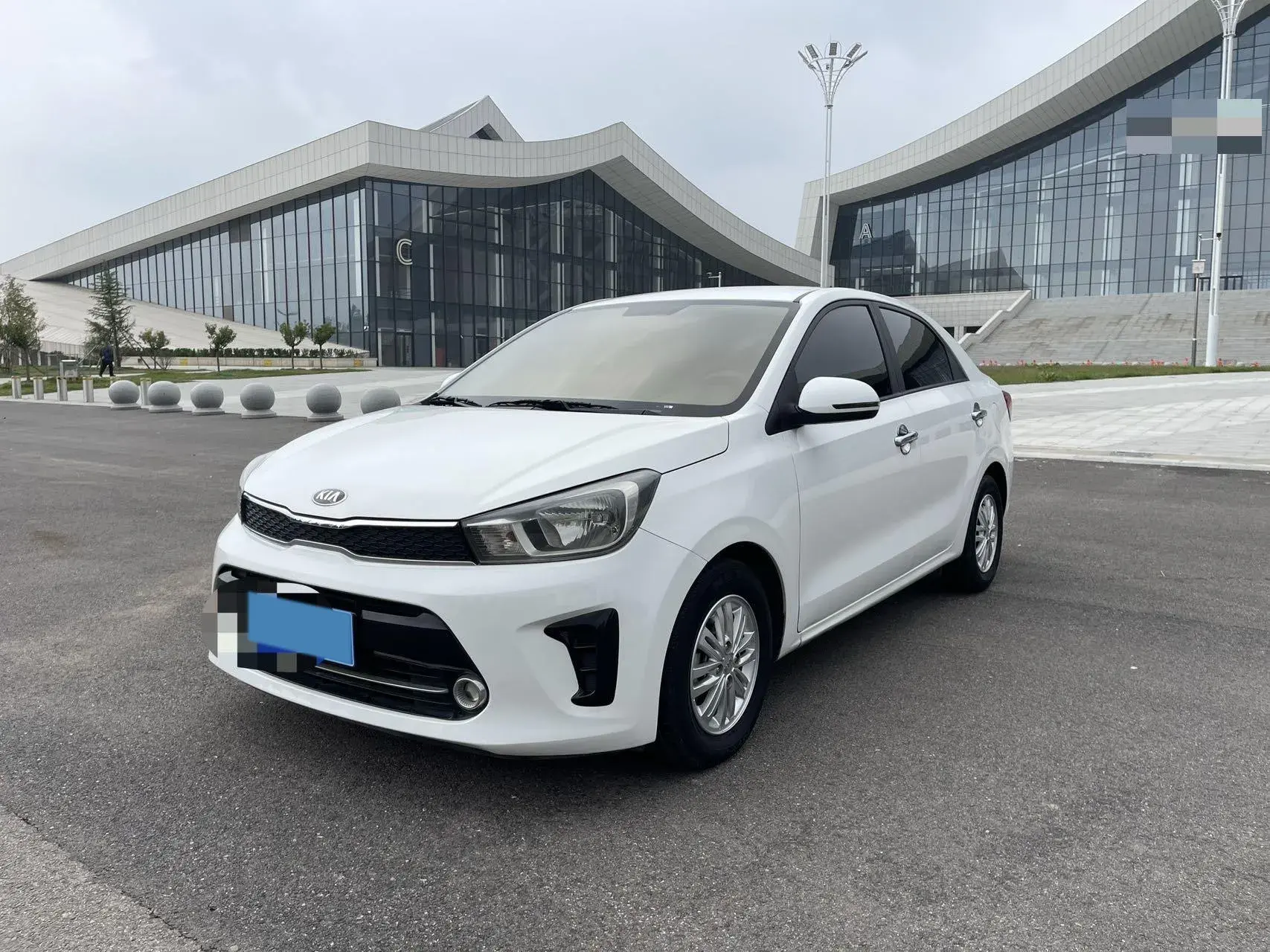 2017 KIA PEGAS view 1