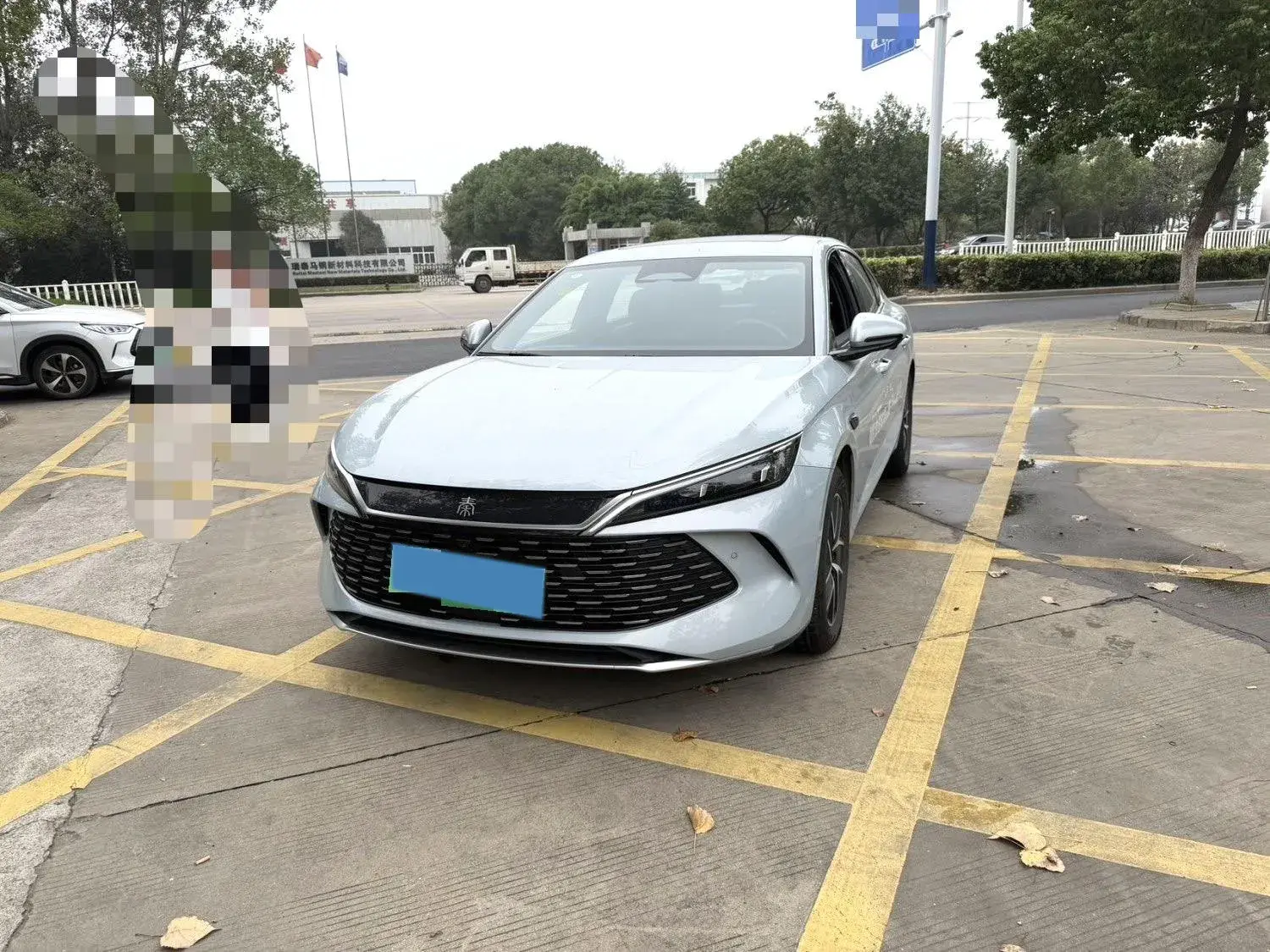 2025 BYD QINL view 1