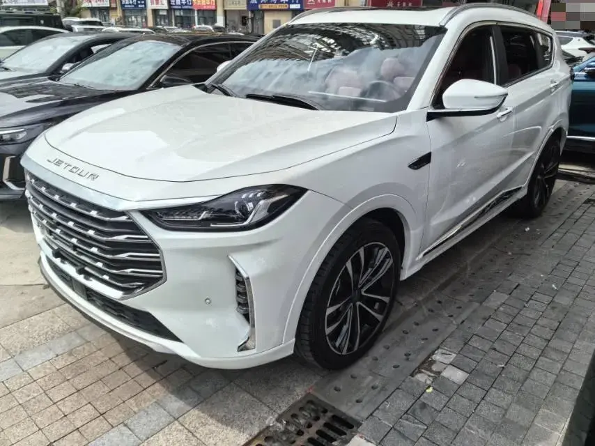 2021 JETOUR X70 view 1