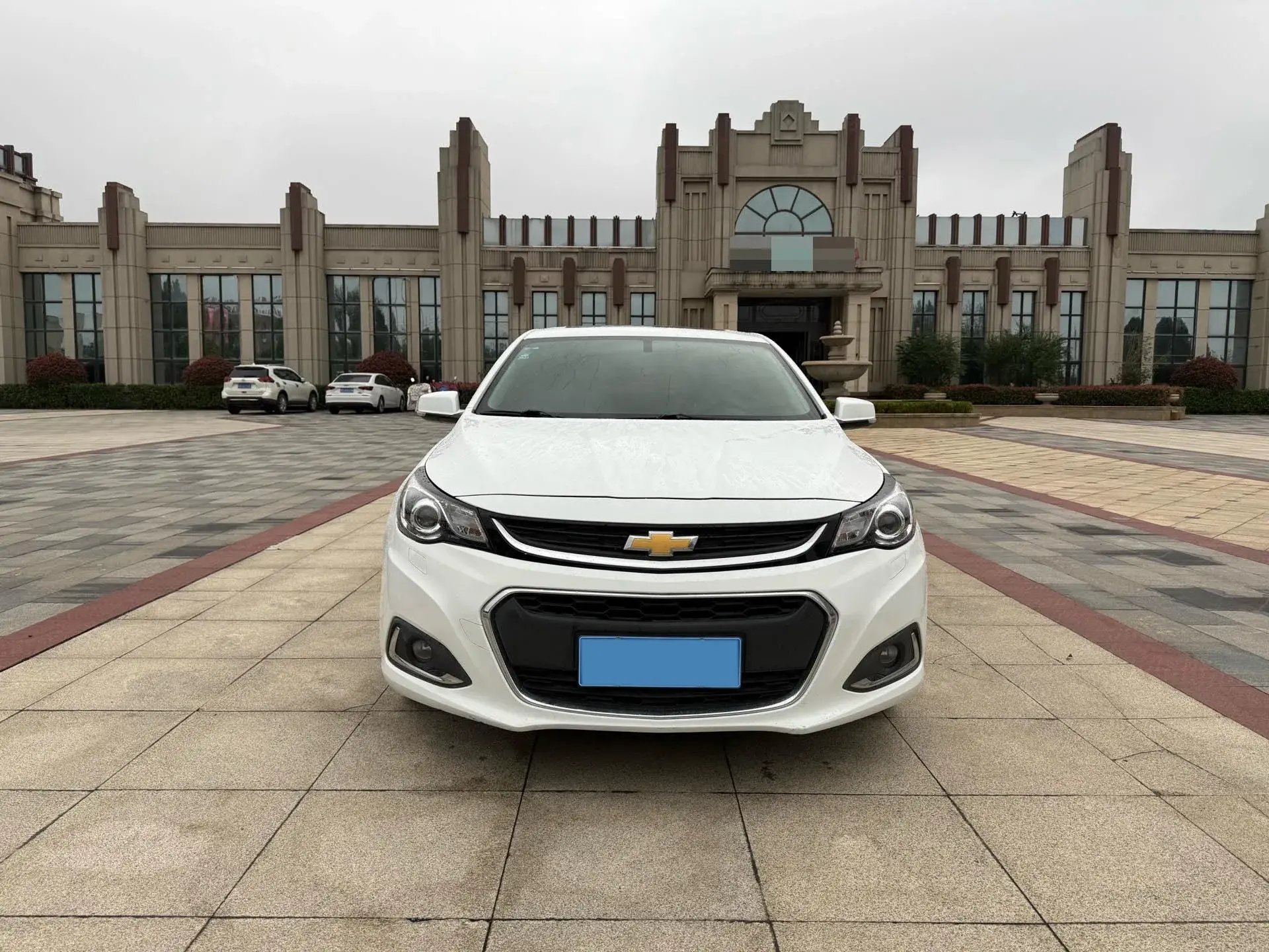 2018 CHEVROLET MALIBU thumbnail 2