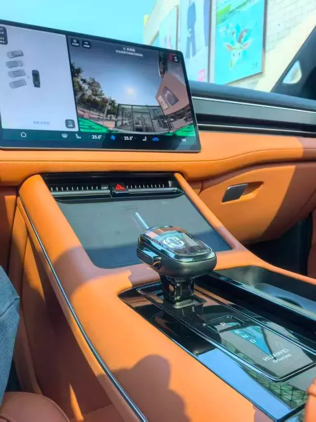 2024 AITO AITO thumbnail 4