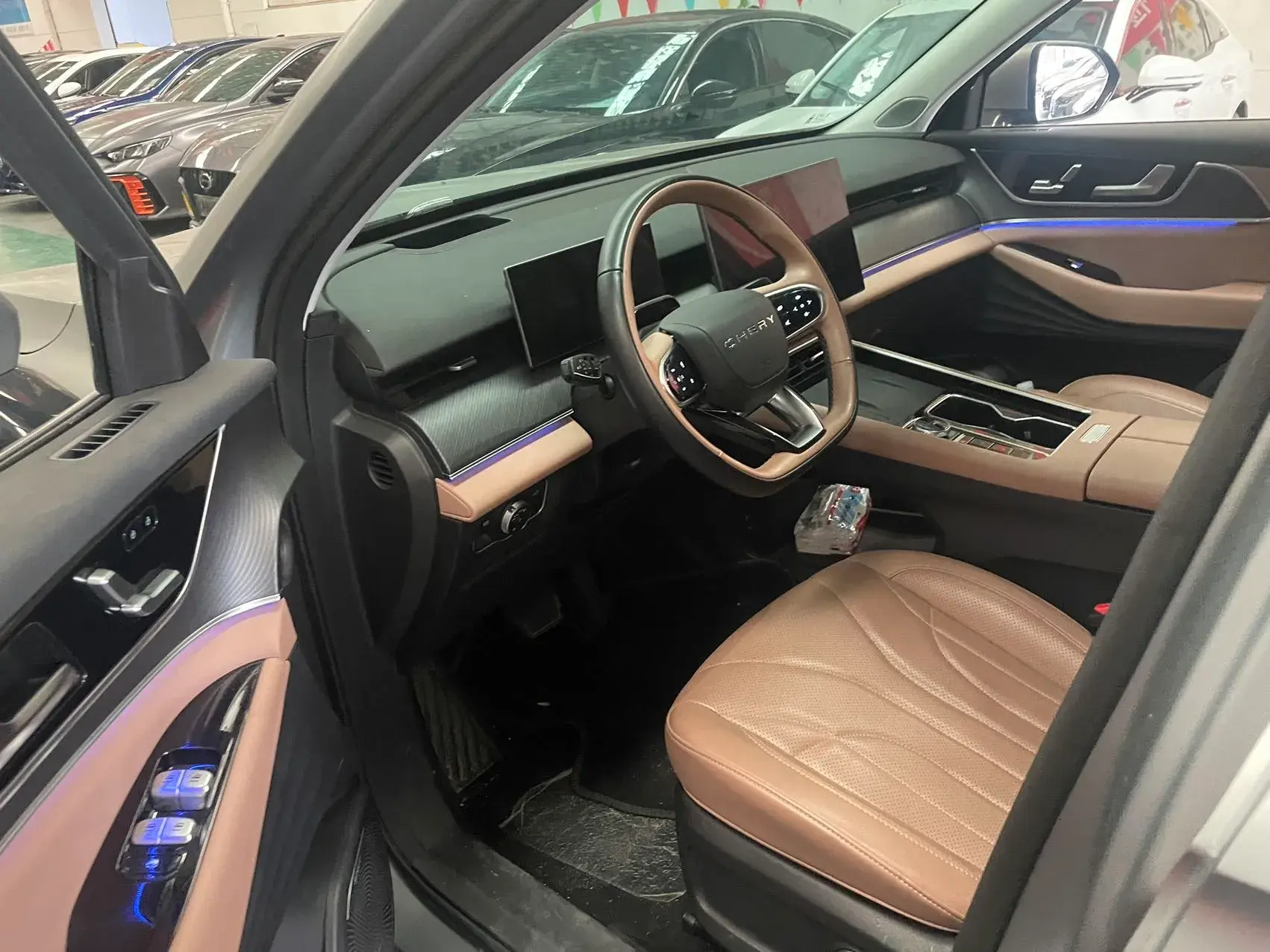 2024 CHERY TIGGO8L thumbnail 4