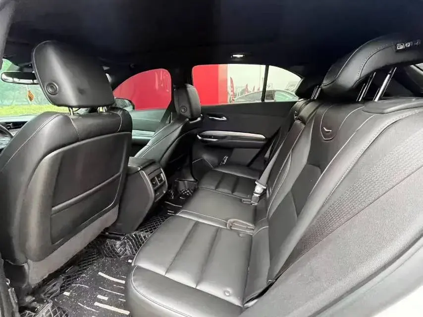 2020 CADILLAC XT4 thumbnail 3