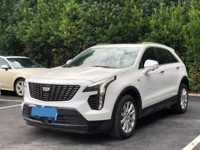2020 CADILLAC XT4 view 1