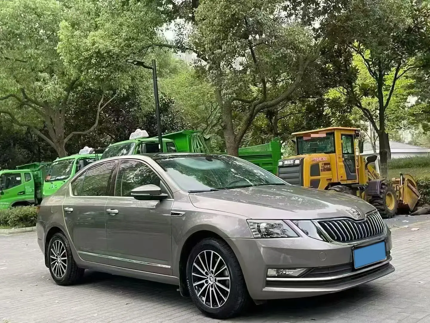 2019 SKODA OCTAVIA thumbnail 3