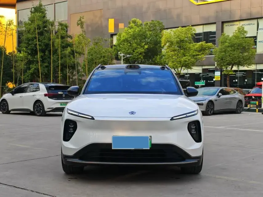 2023 NIO ES6 thumbnail 2