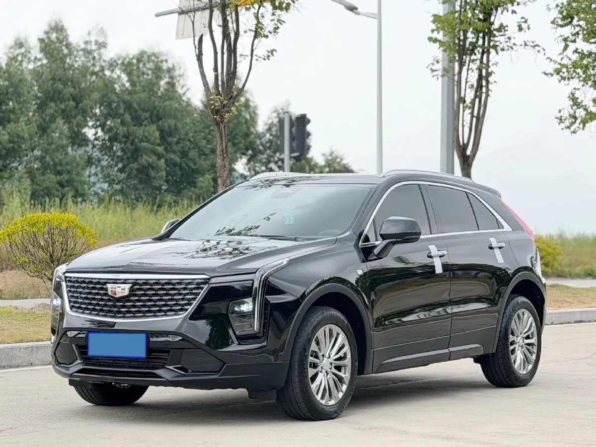 2024 Cadillac XT4 2.0T 237HP L4 9AT,autocango,china used car exporter,china ev exporter,chinese used car exporter,chinese used ev exporter