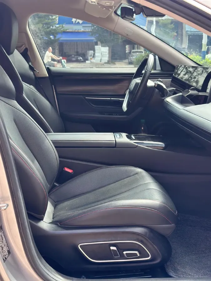 2020 Xpeng P7 BEV 70.8KWH,autocango,china used car exporter,china ev exporter,chinese used car exporter,chinese used ev exporter