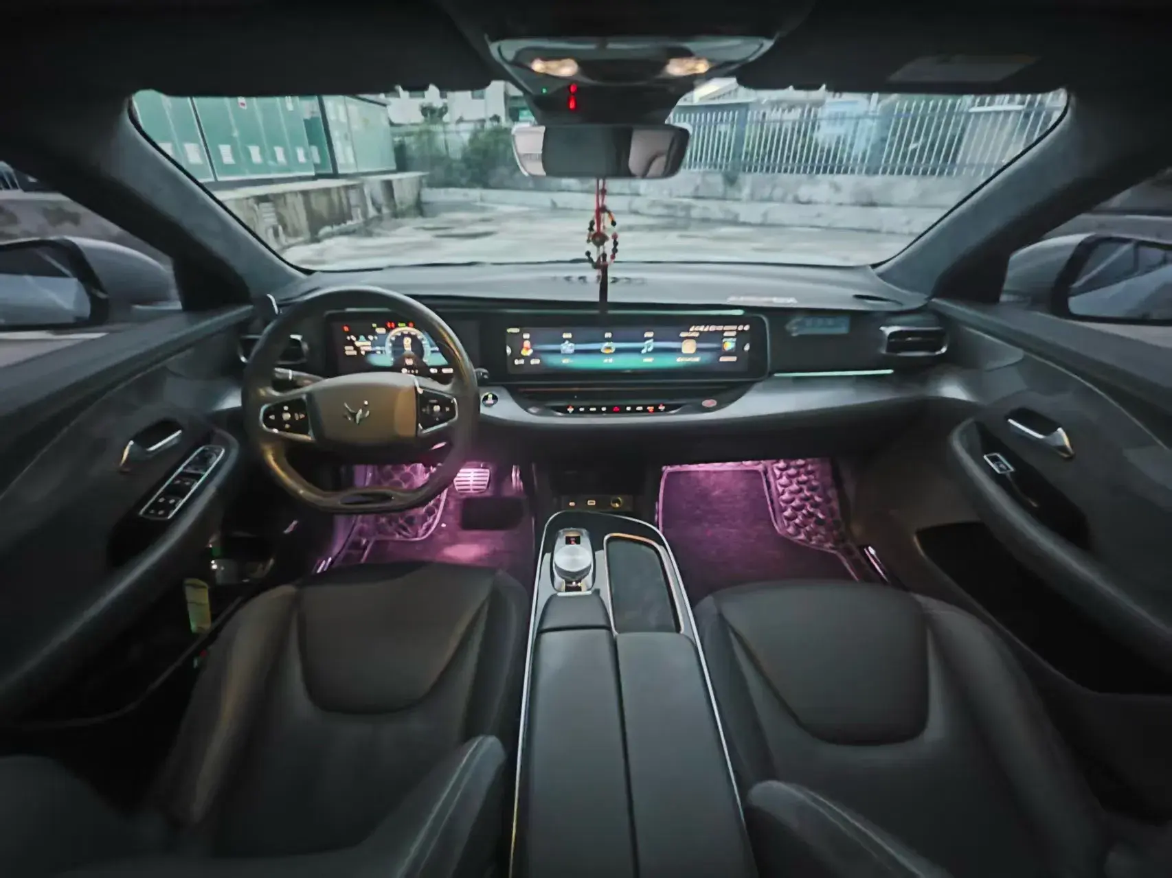 2022 ARCFOX ΑS thumbnail 4