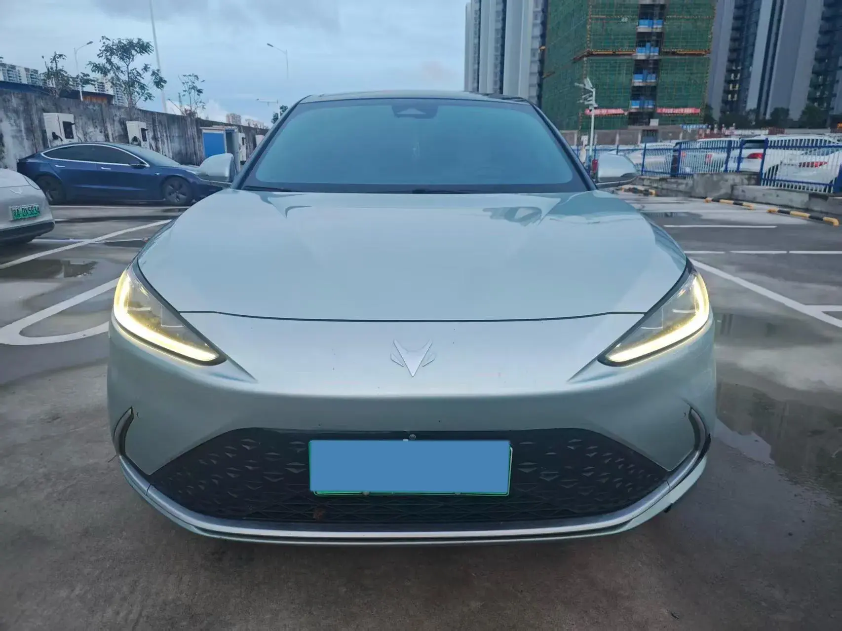 2022 ARCFOX ΑS thumbnail 2