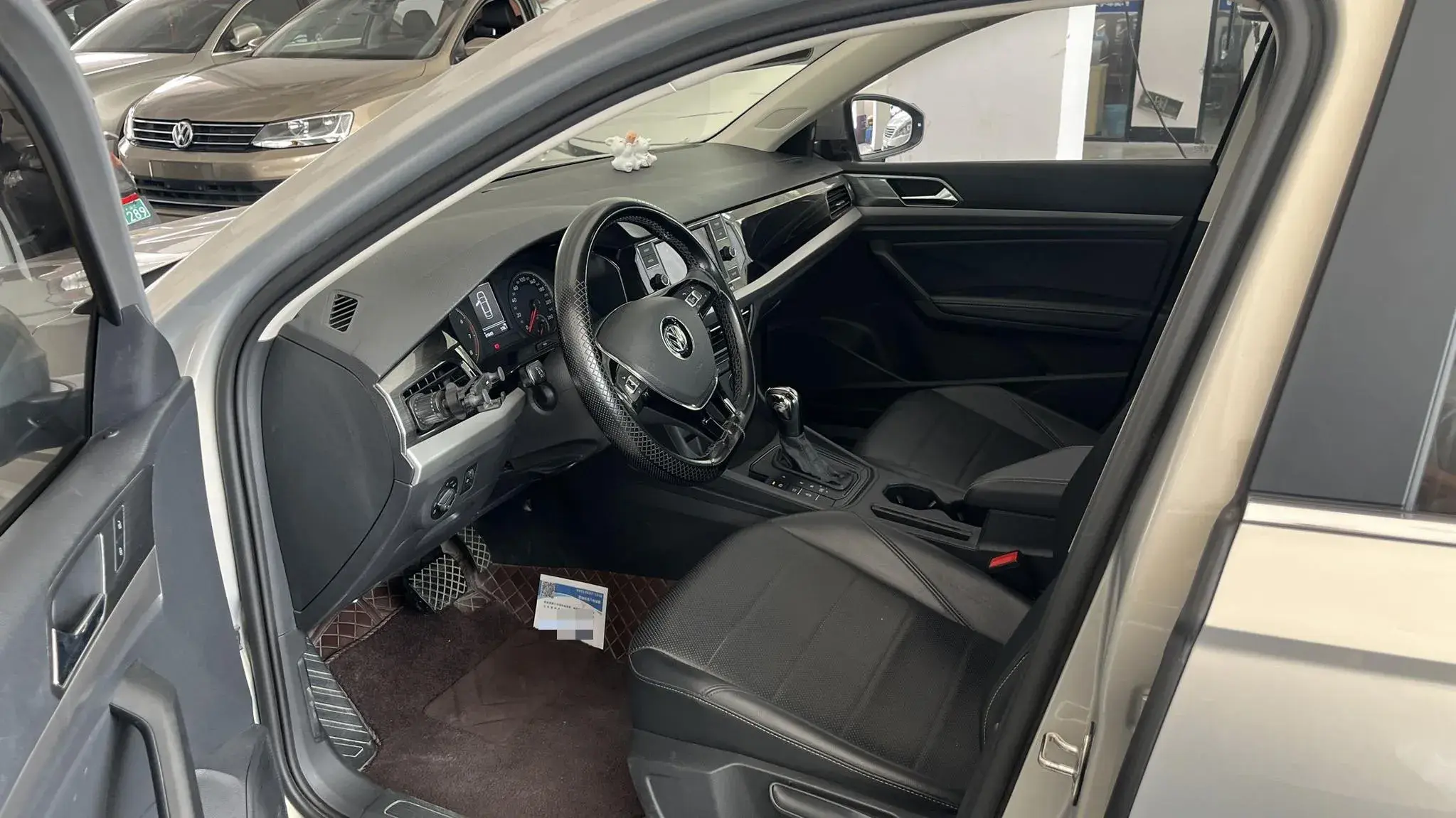 2019 VOLKSWAGEN LAVIDA thumbnail 4