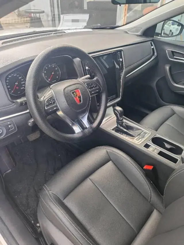 2017 ROEWE I6 thumbnail 4