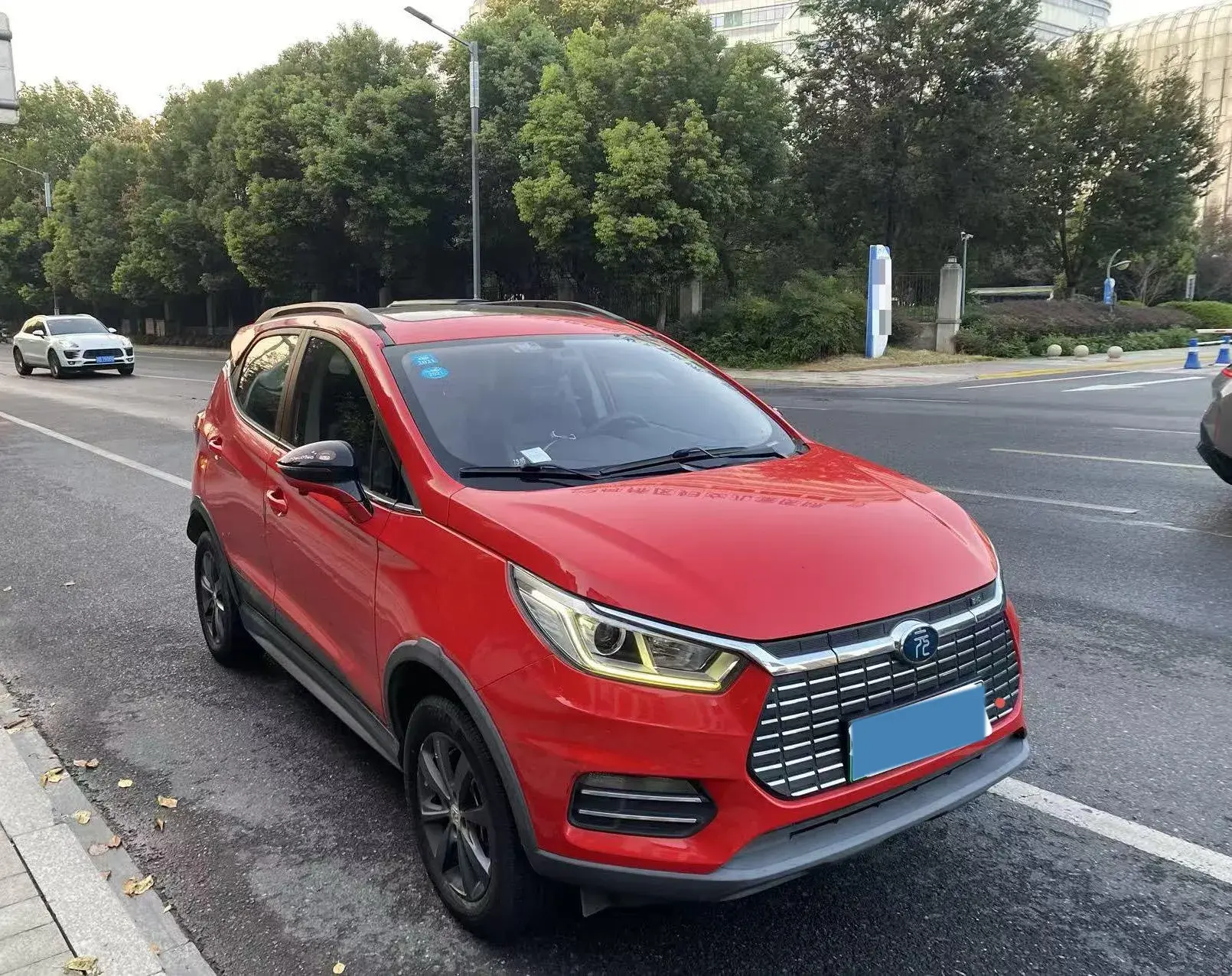 2018 BYD YUAN thumbnail 2