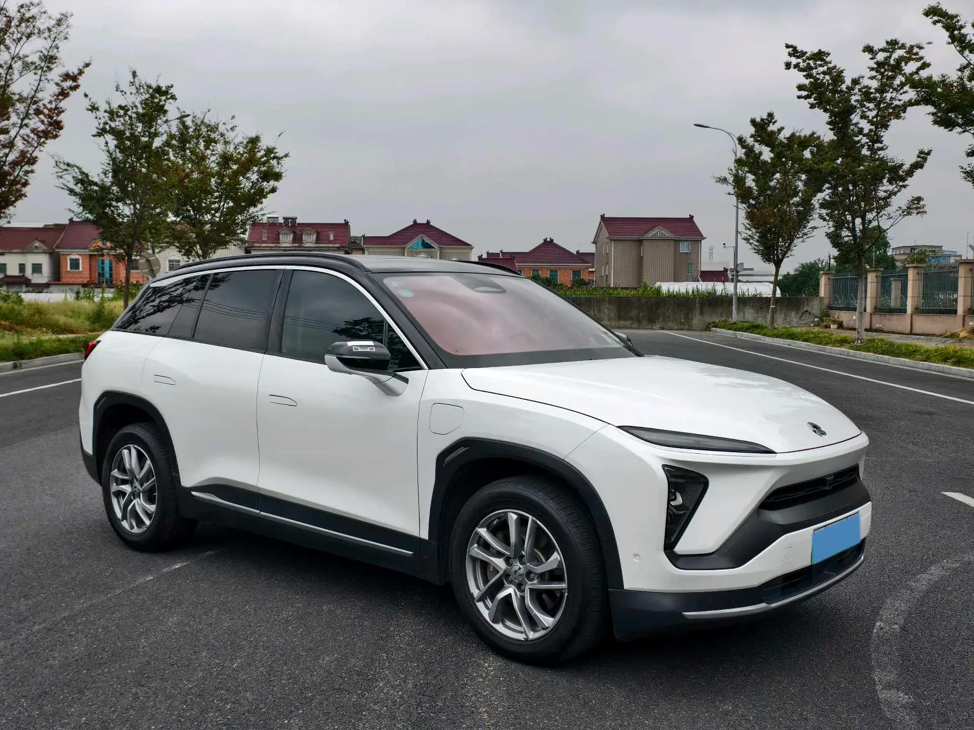 2020 NIO ES6 thumbnail 3