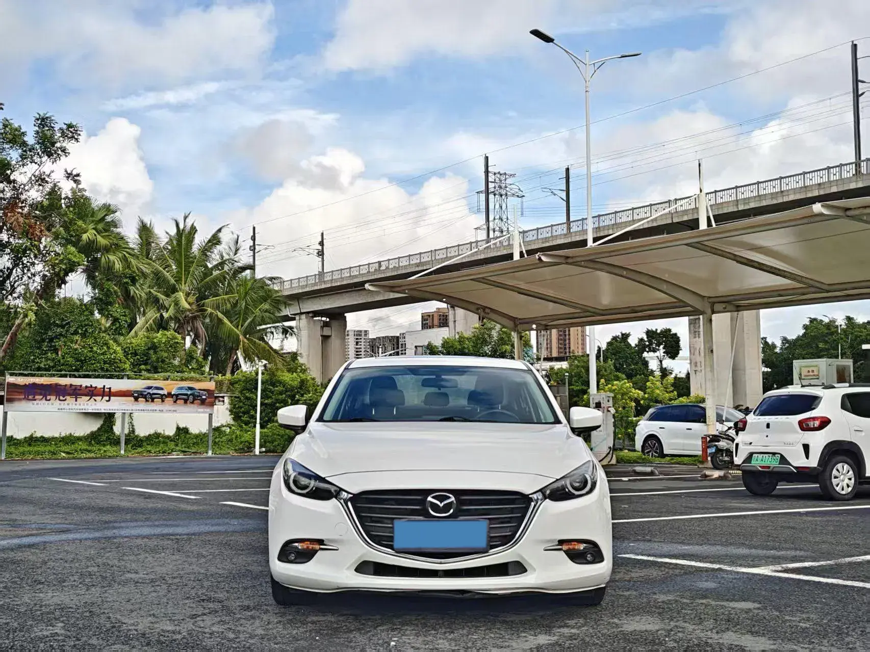 2017 MAZDA 3 thumbnail 2