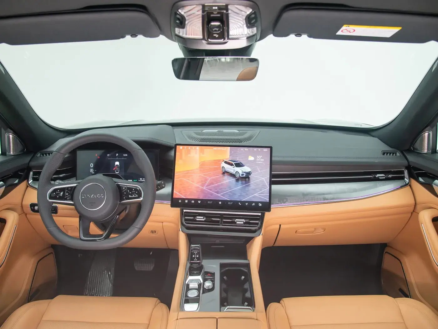 2024 LYNK&CO 09 thumbnail 4