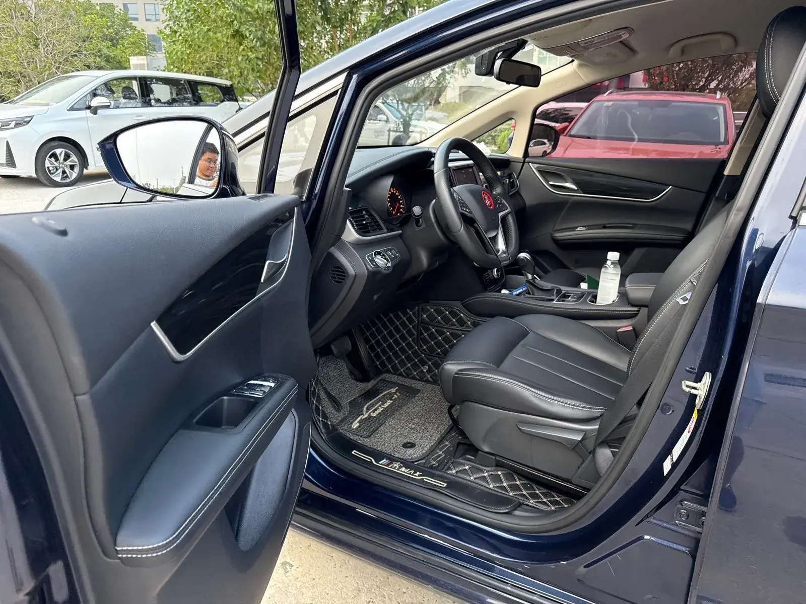 2018 BYD SONG thumbnail 2