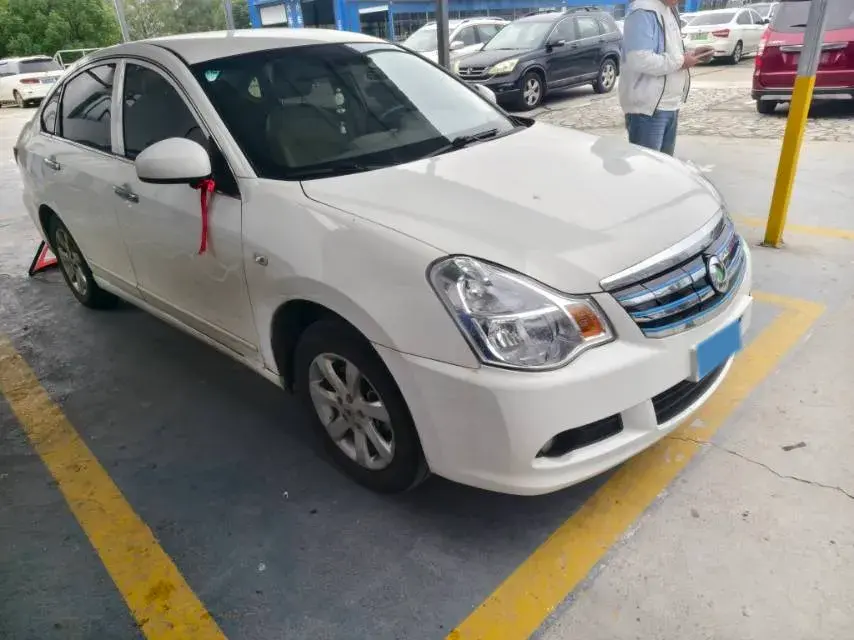 2019 DONGFENG JUNFENG thumbnail 2