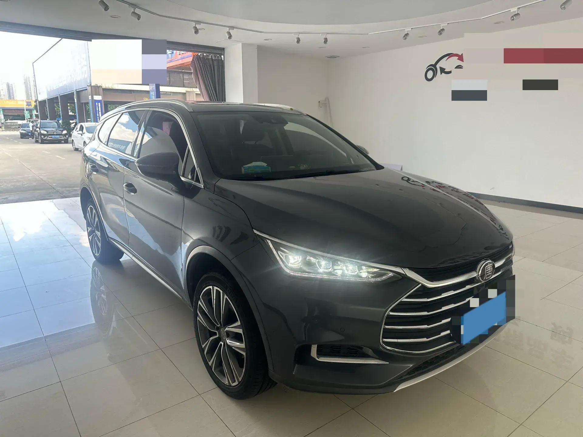 2019 BYD TANG thumbnail 3