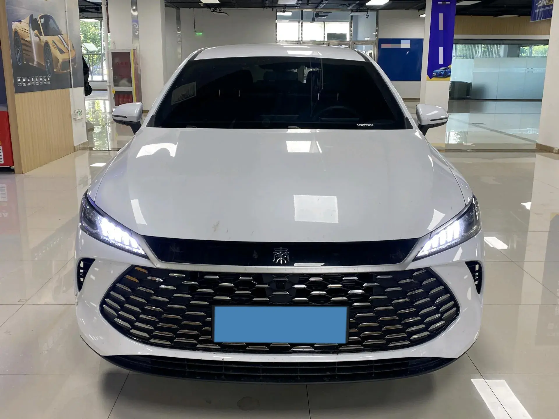 2025 BYD SEAL05 thumbnail 2