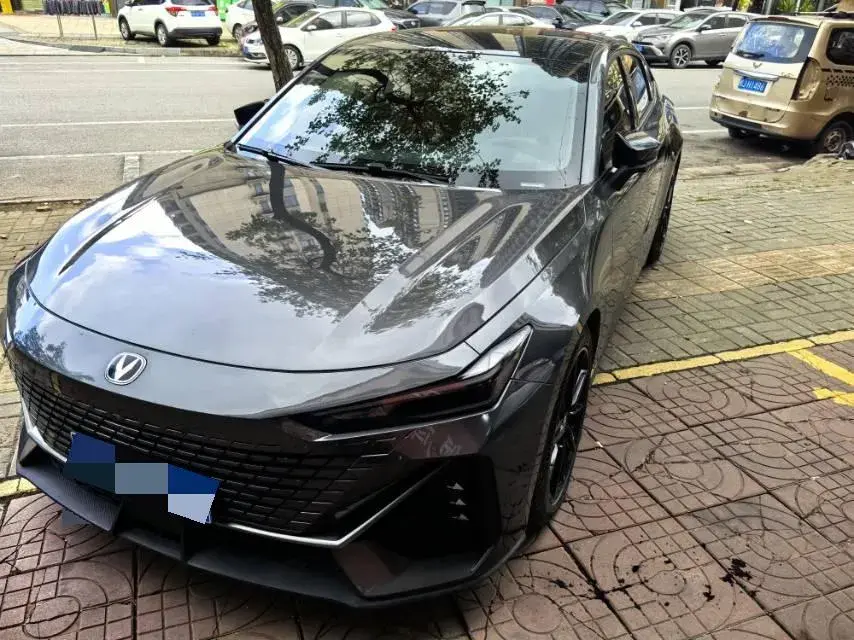 2022 CHANGAN UNI-V view 1