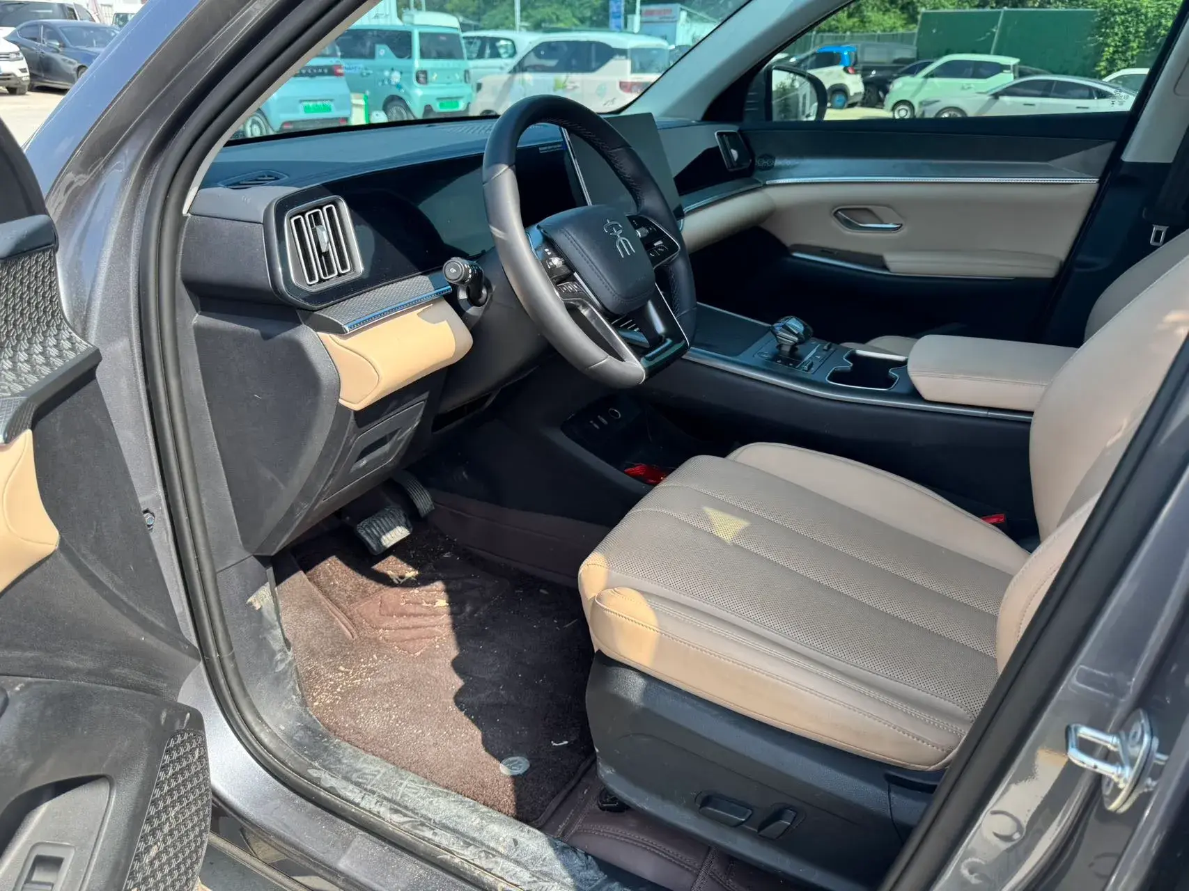 2024 BYD SONG thumbnail 3