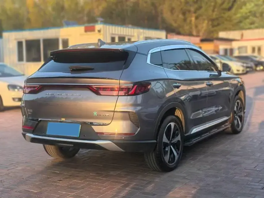 2021 BYD SONG thumbnail 3