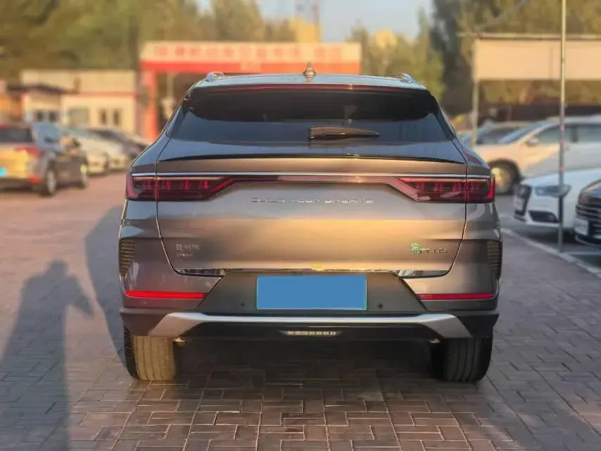 2021 BYD SONG thumbnail 4