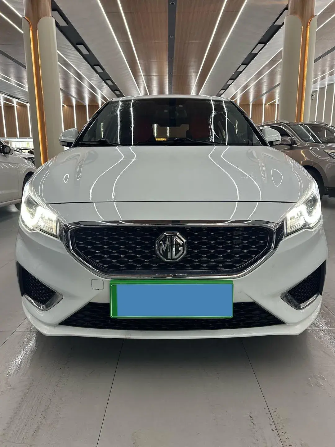 2017 MG 3 thumbnail 2