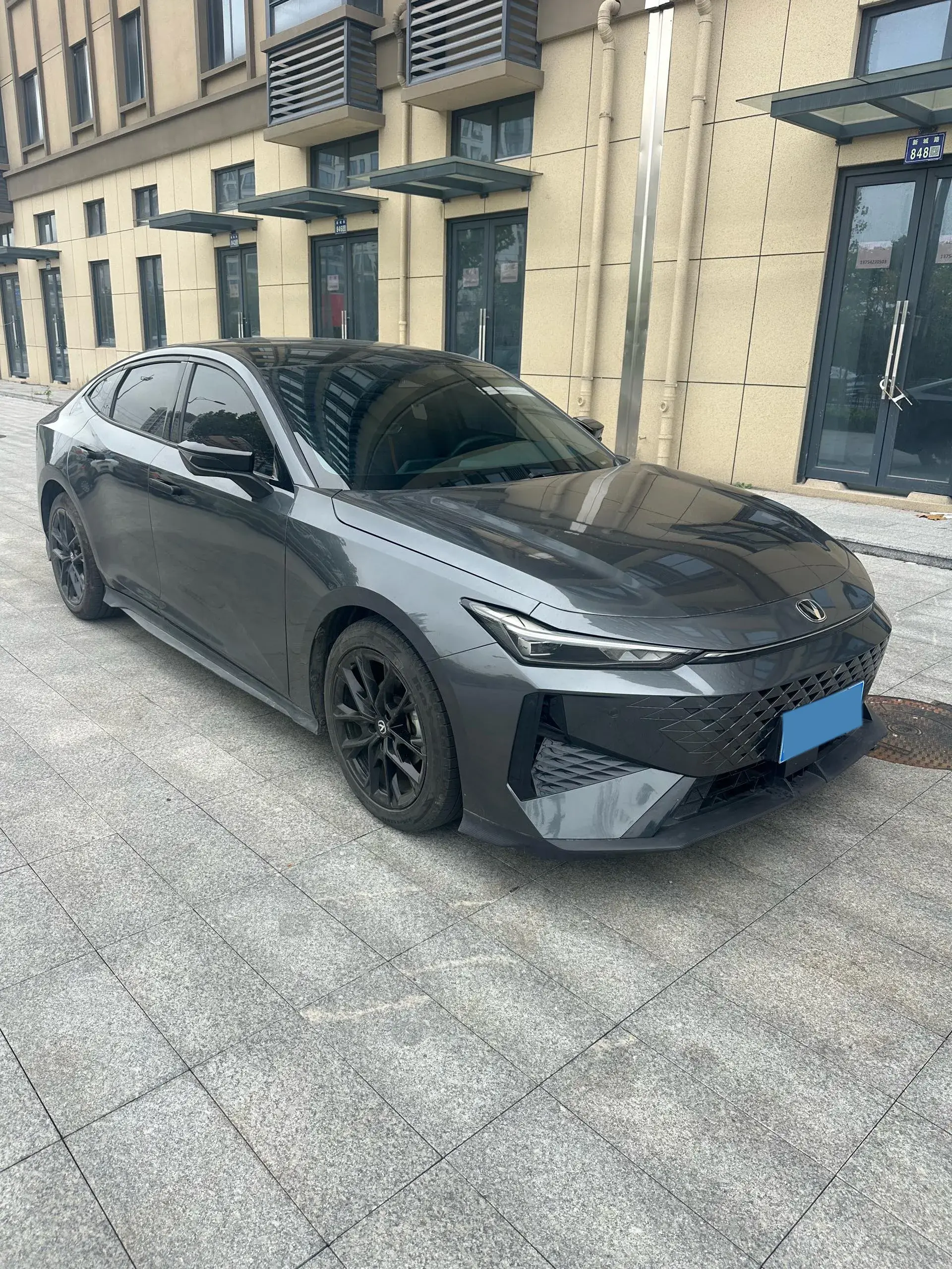 2024 CHANGAN UNI-V thumbnail 2