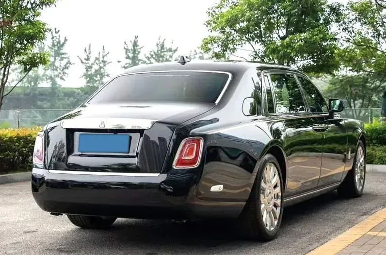 2018 Rolls-Royce Phantom 6.7T 571HP V12 8AT,autocango,china used car exporter,china ev exporter,chinese used car exporter,chinese used ev exporter