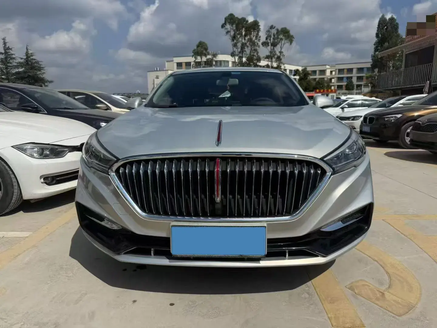 2020 HONGQI H5 thumbnail 2