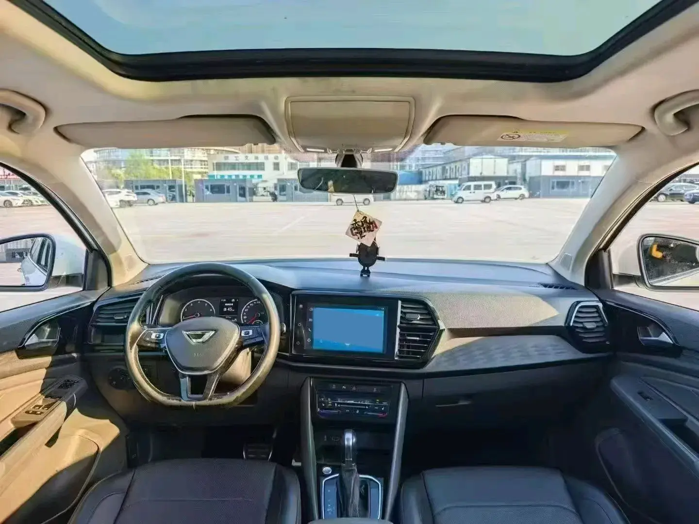 2022 JETTA VS7 thumbnail 4