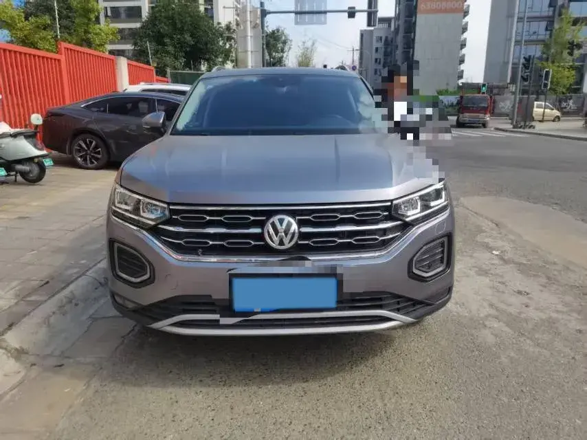 2019 VOLKSWAGEN TAYRON thumbnail 2