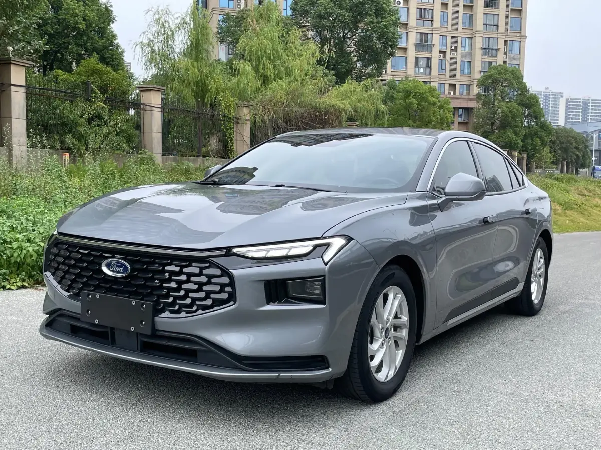 2023 Ford Mondeo 1.5T 190HP L4 8AT