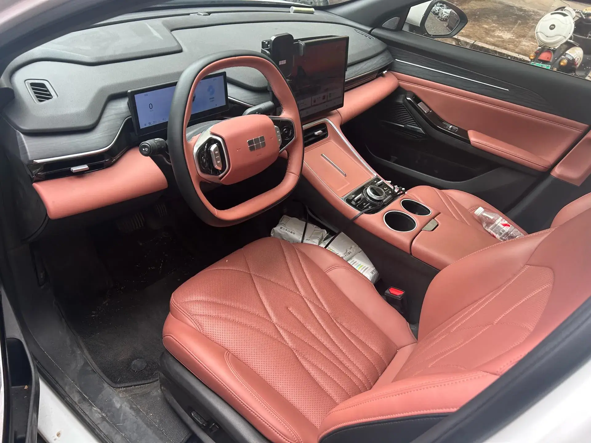 2025 GEELY GALAXY thumbnail 3