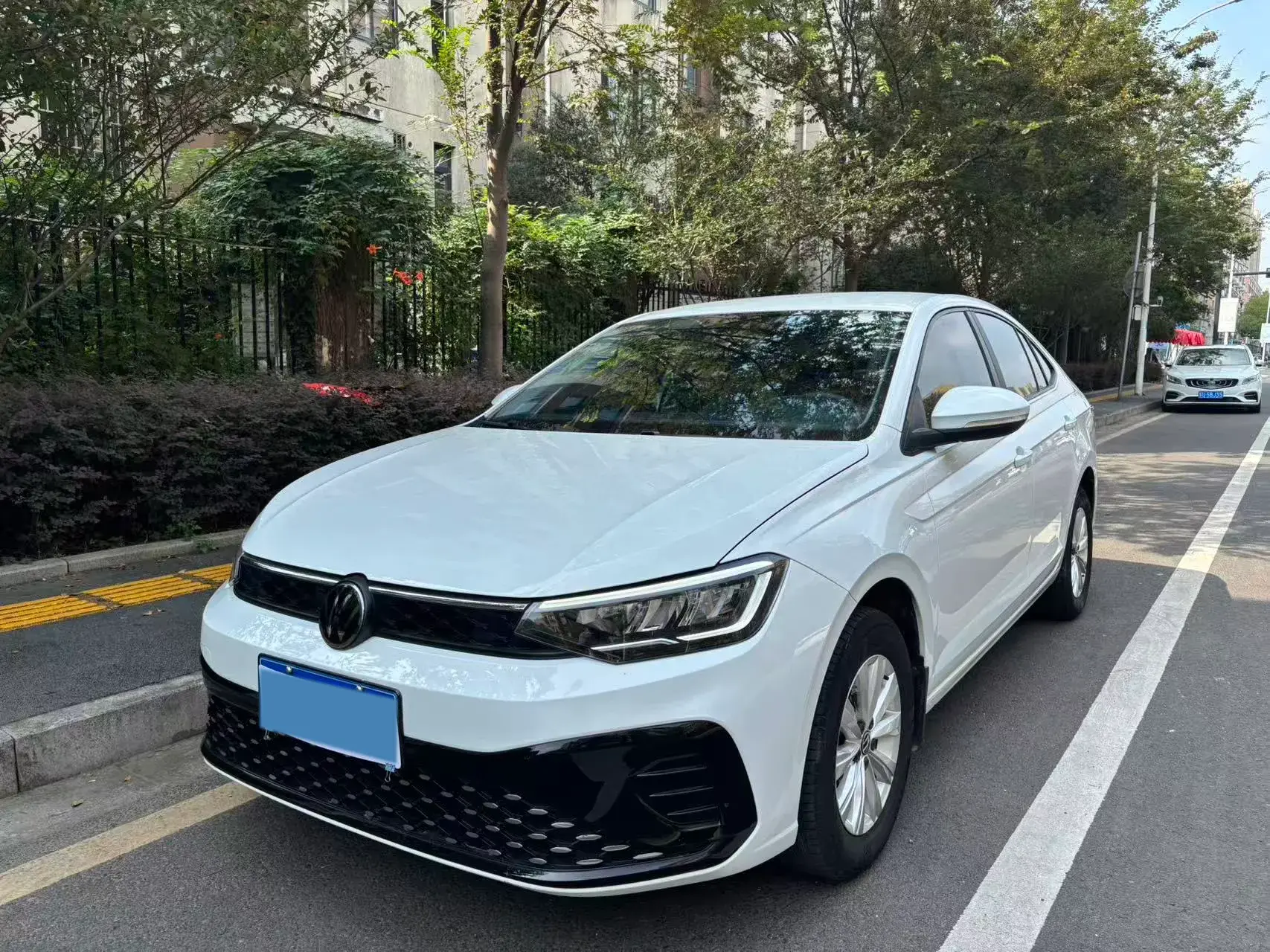 2023 VOLKSWAGEN LAVIDA view 1