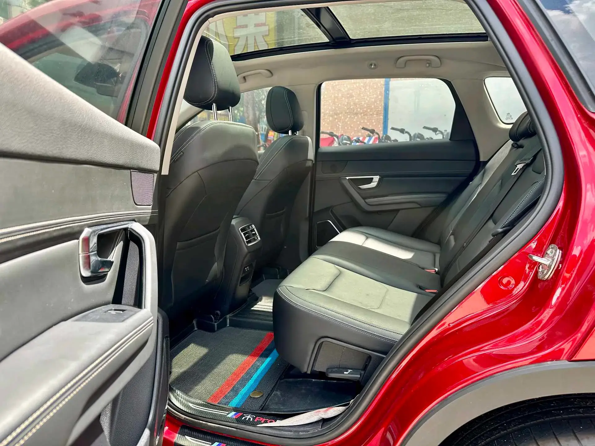 2019 BYD SONG thumbnail 4