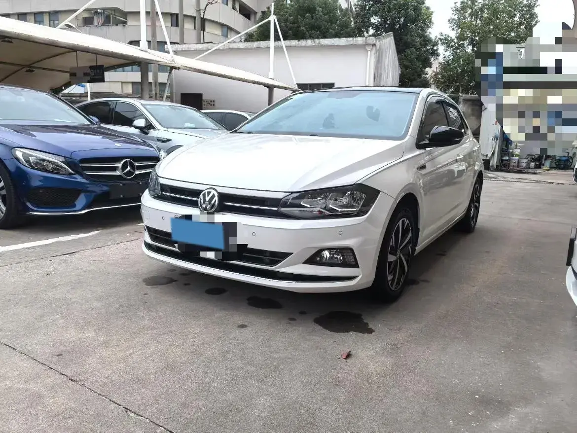 2019 VOLKSWAGEN POLO view 1