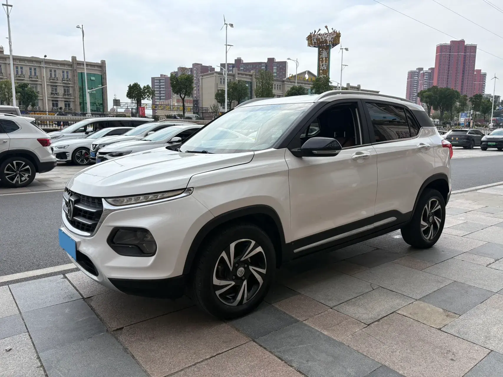 2018 BESTUNE B30 view 1