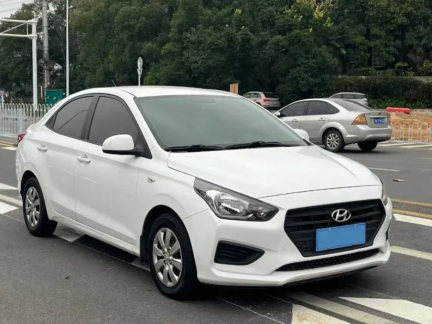 2020 HYUNDAI REINA thumbnail 3