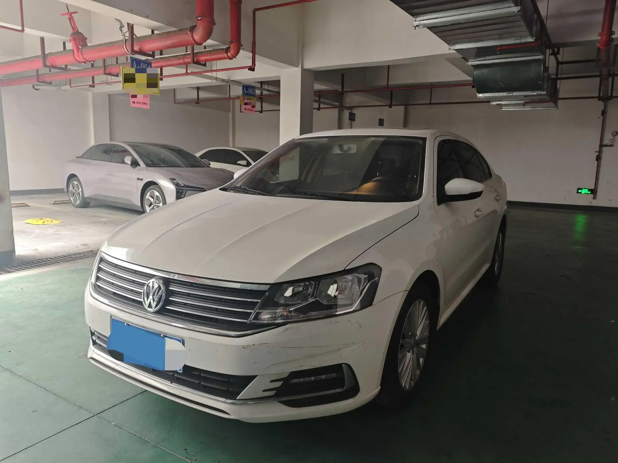 2019 VOLKSWAGEN LAVIDA view 1