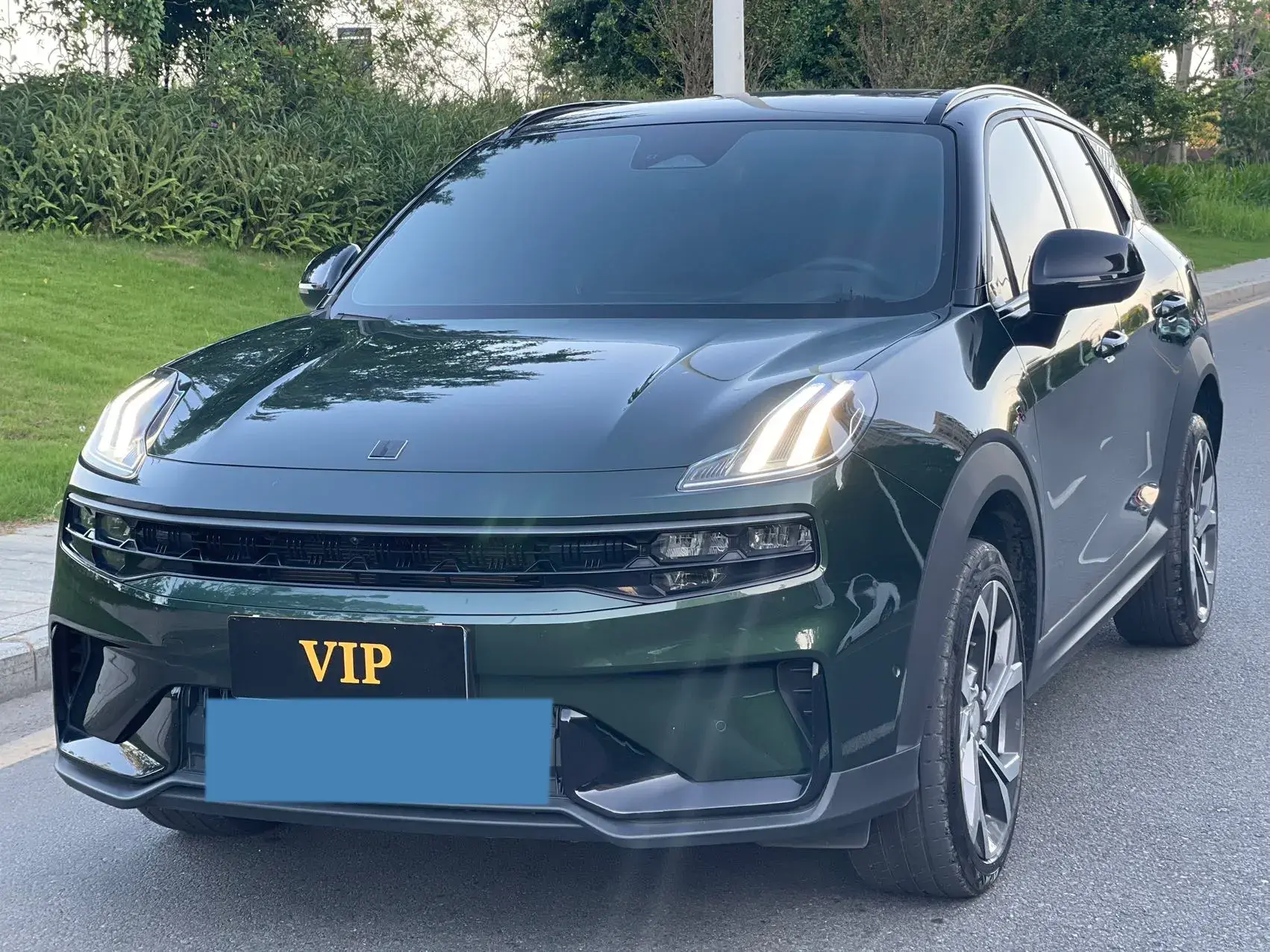 2023 LYNK&CO 06 view 1