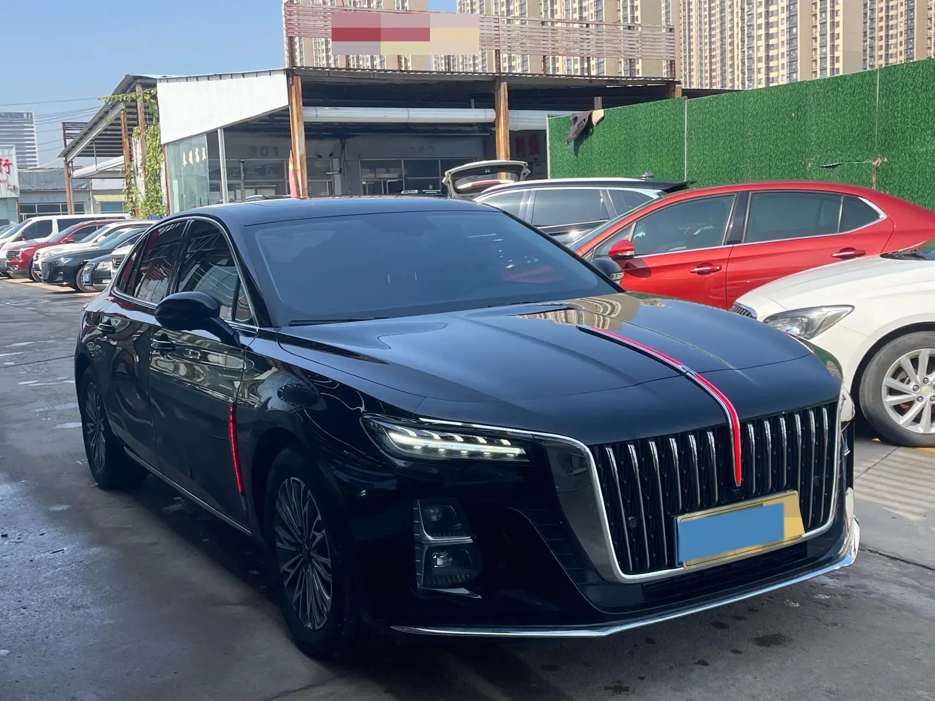 2024 HONGQI H5 thumbnail 2