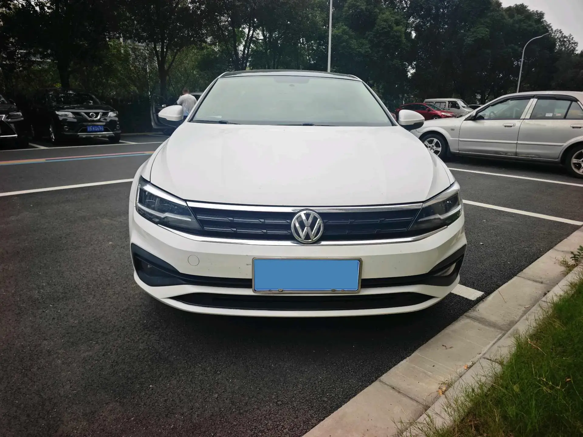 2019 VOLKSWAGEN LAMANDO thumbnail 2