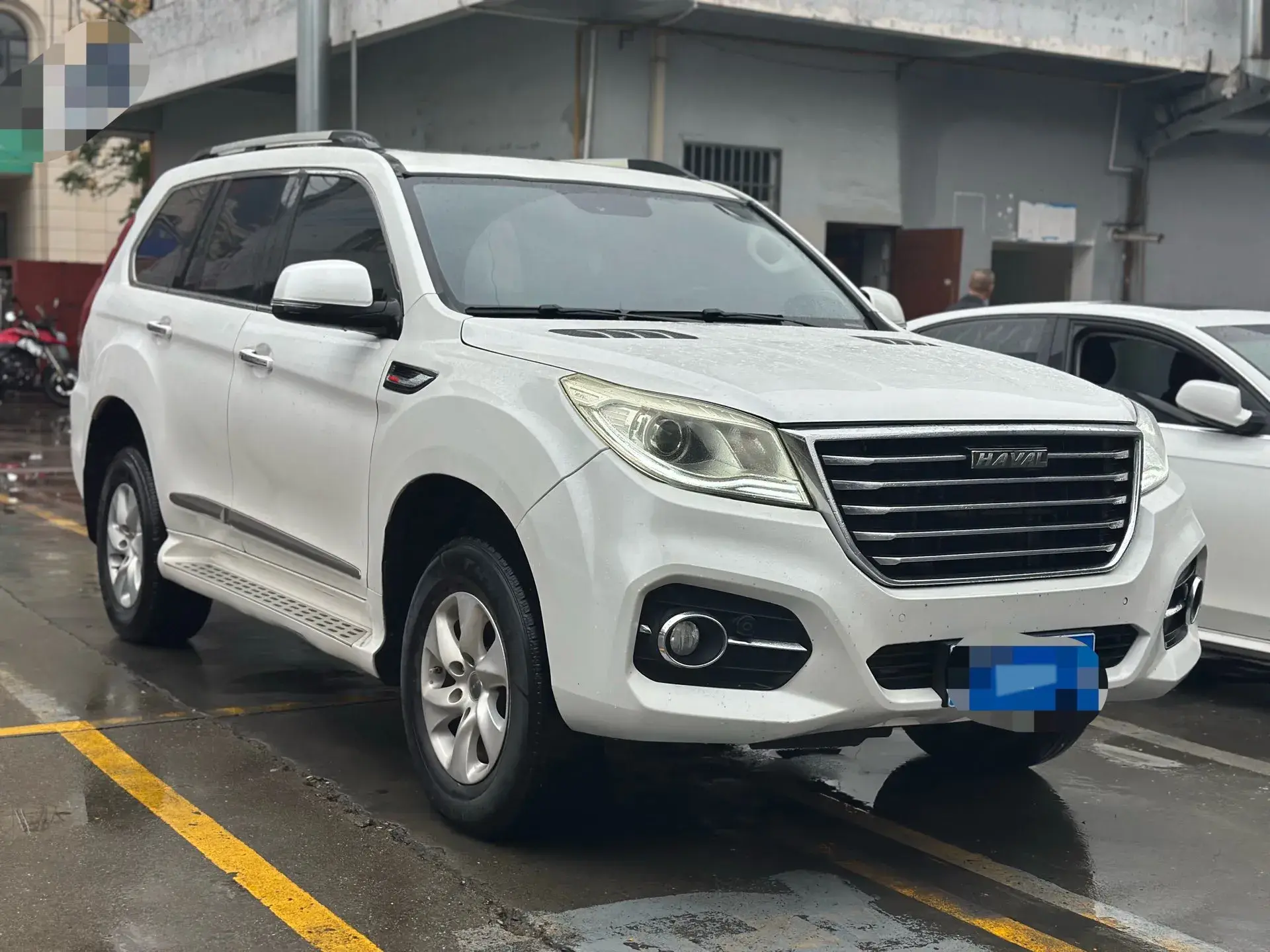 2017 HAVAL H9 thumbnail 3
