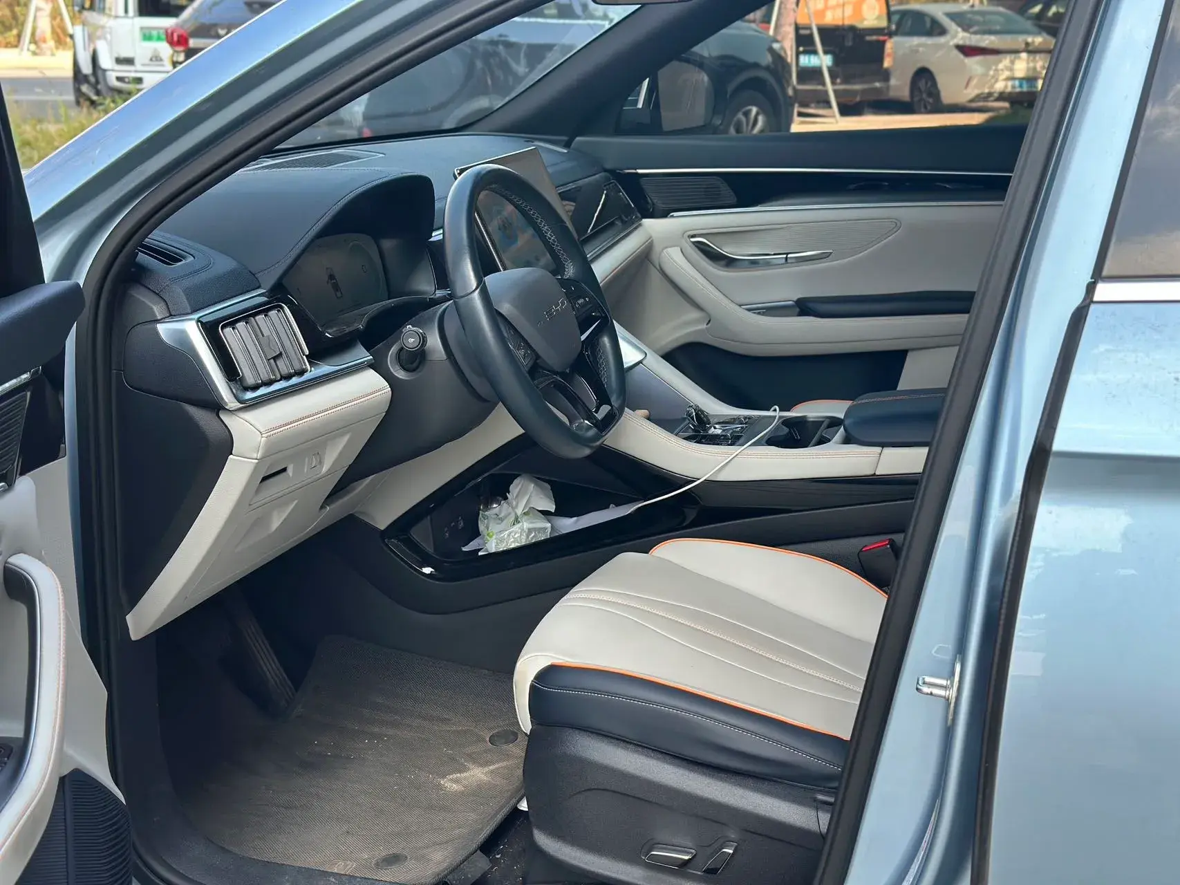 2024 BYD SONG thumbnail 4