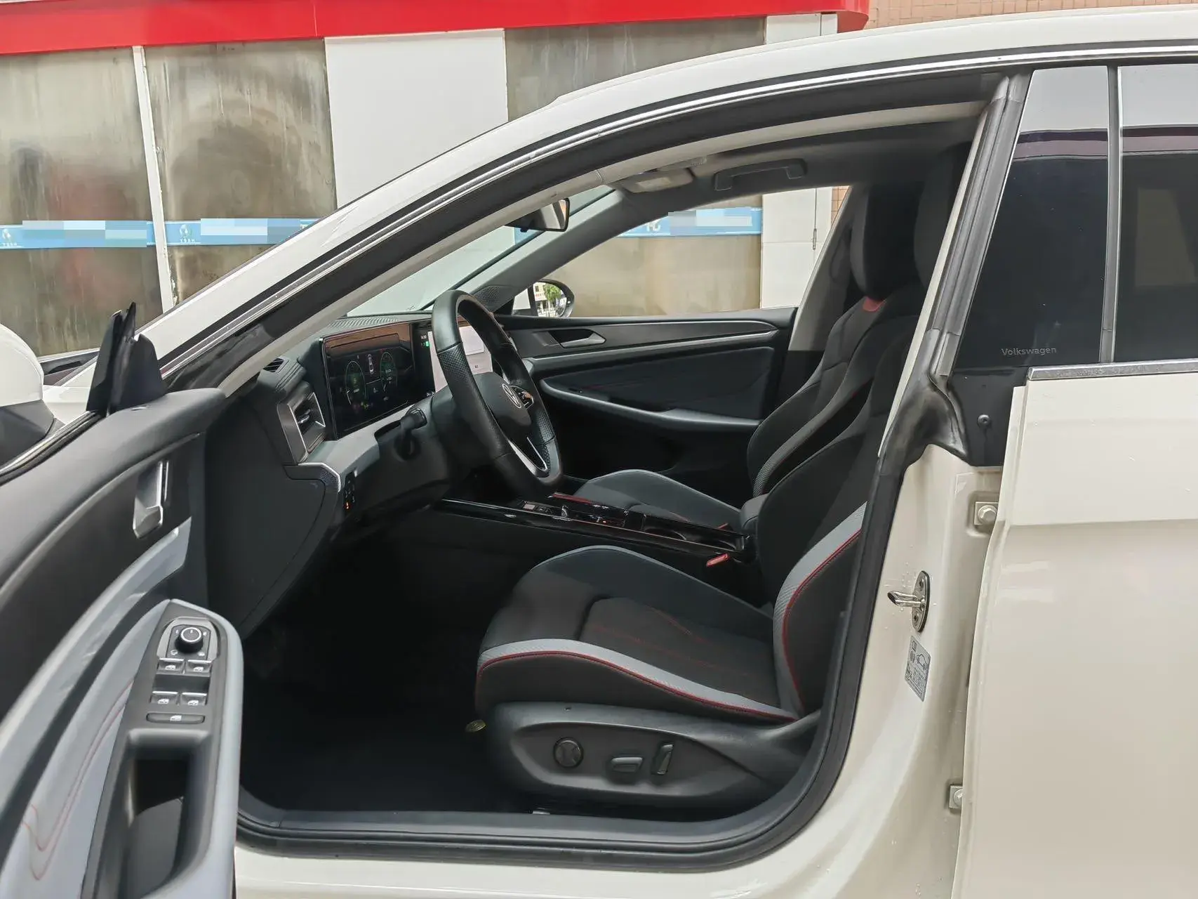 2022 VOLKSWAGEN LAMANDO thumbnail 3