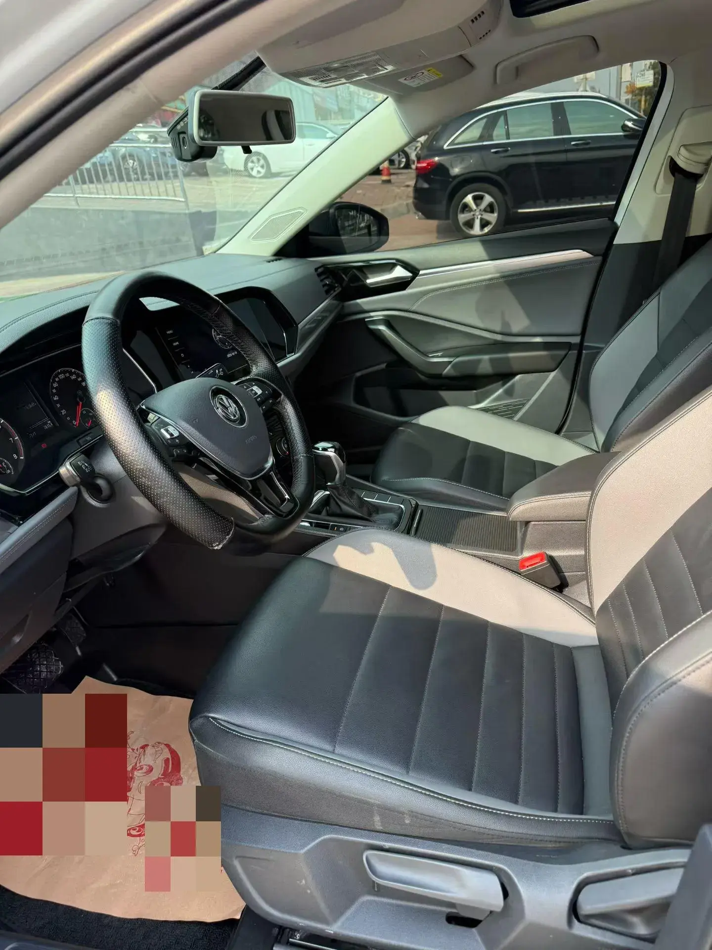 2019 VOLKSWAGEN SAGITAR thumbnail 4